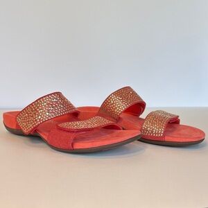 Vionic Samoa Salmon Orange Sandals. Size 8